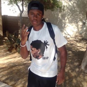 Meet your Posher, Troy